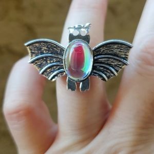New Mercury Mystic Topaz Silver Bat Ring.